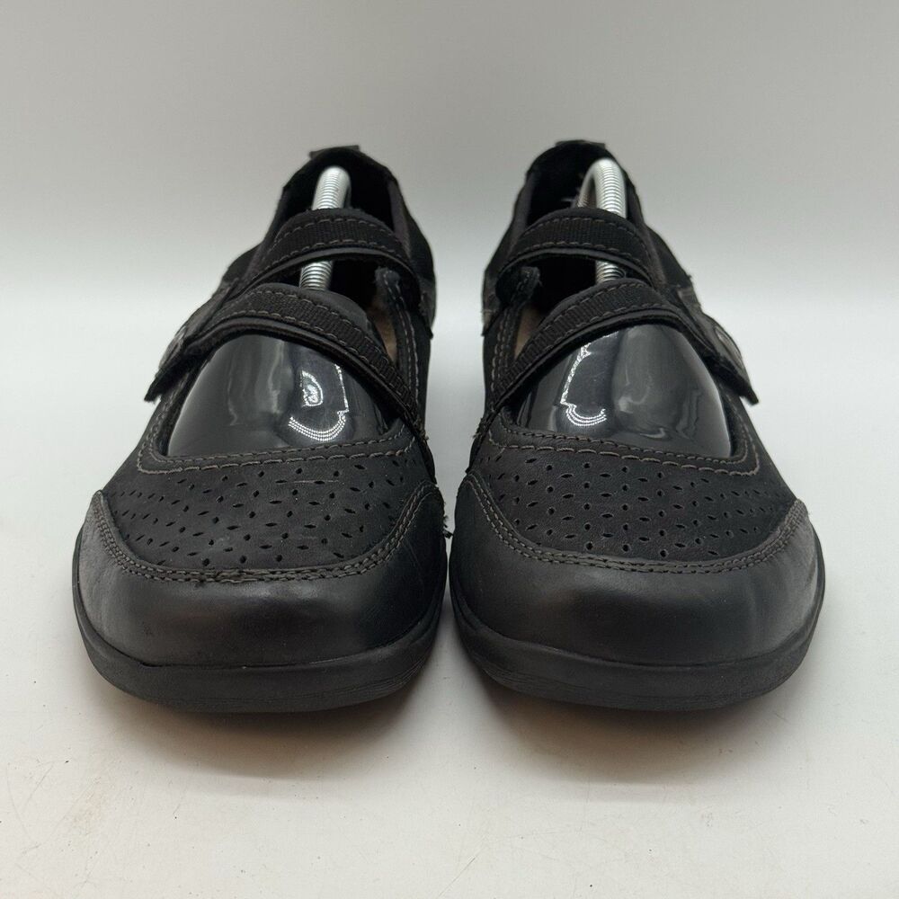 Earth Origins Tiffany Mary Janes Women's 9.5M Black Leather Hook & Loop Shoes - Picture 2 of 11